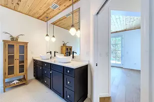 763 Siesta Dr, Sarasota, FL 34242 - Photo 57