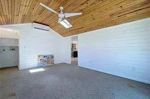 763 Siesta Dr, Sarasota, FL 34242 - Photo 91