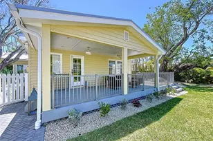 763 Siesta Dr, Sarasota, FL 34242 - Photo 5