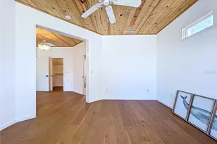 763 Siesta Dr, Sarasota, FL 34242 - Photo 51