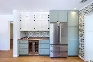 763 Siesta Dr, Sarasota, FL 34242 - Photo 25