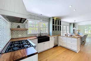 763 Siesta Dr, Sarasota, FL 34242 - Photo 29