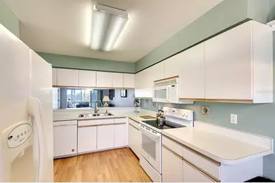 2608 Waterford Way #B, Palmetto, FL 34221 - Photo 9