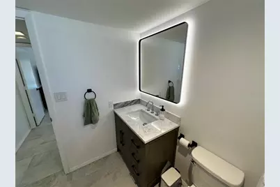 1300 N Portofino Drive #205, Sarasota, FL 34242 - Photo 25