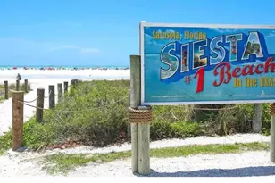 1300 N Portofino Dr, Sarasota, FL 34242 - Photo 35