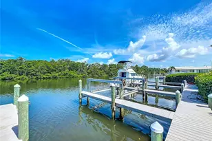 2424 Bay Dr, Bradenton, FL 34207 - Photo 61