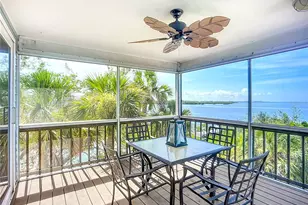 2424 Bay Dr, Bradenton, FL 34207 - Photo 15