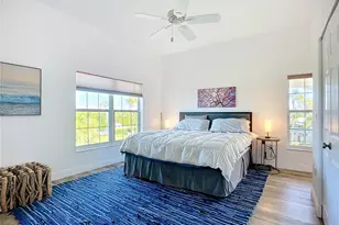 2424 Bay Dr, Bradenton, FL 34207 - Photo 43