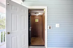 2424 Bay Dr, Bradenton, FL 34207 - Photo 53