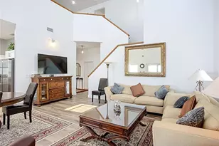 2424 Bay Dr, Bradenton, FL 34207 - Photo 5