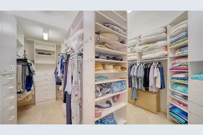 1241 Gulf Of Mexico Drive #603, Longboat Key, FL 34228 - Photo 37