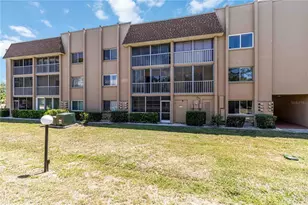 1540 Glen Oaks Dr E, Sarasota, FL 34232 - Photo 27