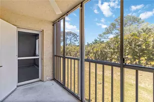 1540 Glen Oaks Dr E, Sarasota, FL 34232 - Photo 25