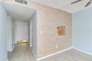 1540 Glen Oaks Dr E, Sarasota, FL 34232 - Photo 9