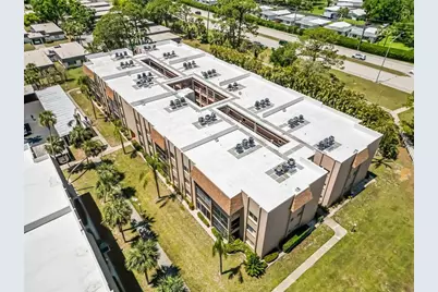 1540 Glen Oaks Drive E #B225, Sarasota, FL 34232 - Photo 31