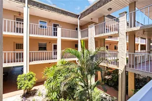 1540 Glen Oaks Dr E, Sarasota, FL 34232 - Photo 7