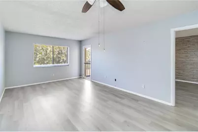 1540 Glen Oaks Drive E #B225, Sarasota, FL 34232 - Photo 11