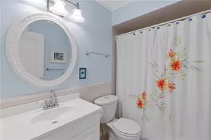 7860 Holiday Dr, Sarasota, FL 34231 - Photo 27