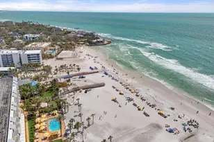 915 Seaside Dr, Sarasota, FL 34242 - Photo 71