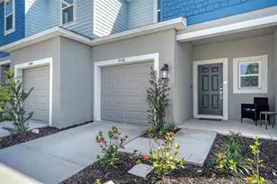 9068 Driven Snow St, Sarasota, FL 34241 - Photo 3