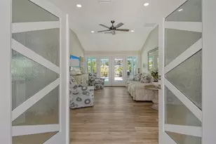 4852 Featherbed Ln, Sarasota, FL 34242 - Photo 9