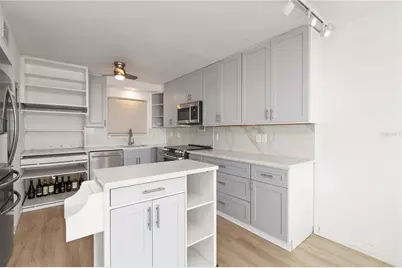 33 S Gulfstream Avenue #905, Sarasota, FL 34236 - Photo 7