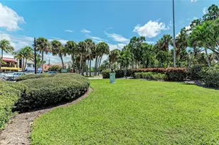 101 Benjamin Franklin Dr, Sarasota, FL 34236 - Photo 39