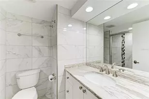 101 Benjamin Franklin Dr, Sarasota, FL 34236 - Photo 25