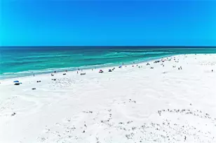 101 Benjamin Franklin Dr, Sarasota, FL 34236 - Photo 11