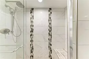 101 Benjamin Franklin Dr, Sarasota, FL 34236 - Photo 21