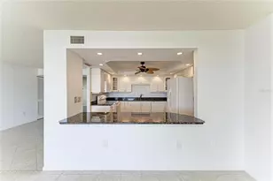 101 Benjamin Franklin Dr, Sarasota, FL 34236 - Photo 27