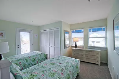 1206 Siesta Bayside Drive #1206B, Sarasota, FL 34242 - Photo 45