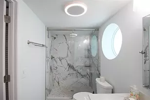 1206 Siesta Bayside Dr, Sarasota, FL 34242 - Photo 35