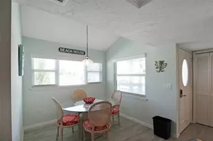 1206 Siesta Bayside Dr, Sarasota, FL 34242 - Photo 9