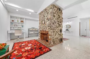 528 45th St, Sarasota, FL 34234 - Photo 17