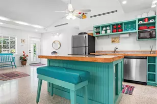 528 45th St, Sarasota, FL 34234 - Photo 7