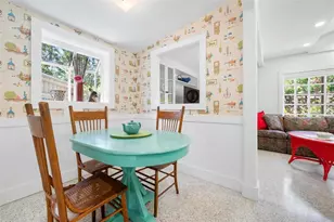 528 45th St, Sarasota, FL 34234 - Photo 11