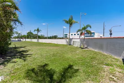 4344 Marcott Circle, Sarasota, FL 34233 - Photo 27