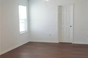 215 63rd Dr E, Bradenton, FL 34203 - Photo 21