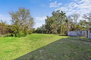 611 29th St E, Bradenton, FL 34208 - Photo 15