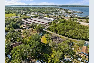 611 29th Street E, Bradenton, FL 34208 - Photo 25