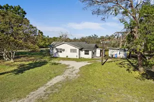 611 29th St E, Bradenton, FL 34208 - Photo 17