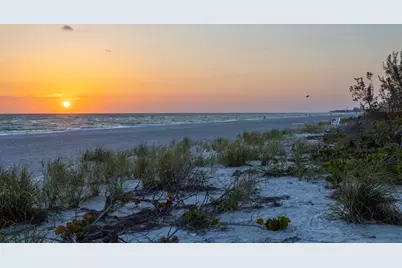 560 Gulf Bay Road, Longboat Key, FL 34228 - Photo 35