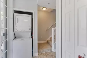 3248 Mangrove Point Dr, Ruskin, FL 33570 - Photo 21