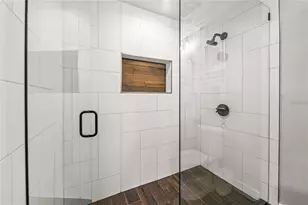 135 Grant Dr, Sarasota, FL 34236 - Photo 25