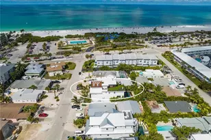 135 Grant Dr, Sarasota, FL 34236 - Photo 7