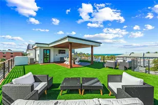 135 Grant Dr, Sarasota, FL 34236 - Photo 5