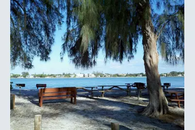 845 Benjamin Franklin Drive #101, Sarasota, FL 34236 - Photo 47