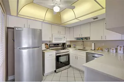 845 Benjamin Franklin Drive #101, Sarasota, FL 34236 - Photo 35