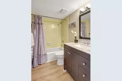 845 Benjamin Franklin Drive #101, Sarasota, FL 34236 - Photo 25